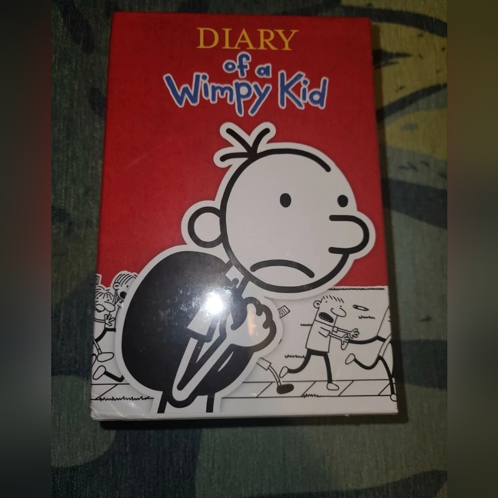 DIARY OF A WIMPY KID BOX OF BOOKS 1-4 (B-B1)